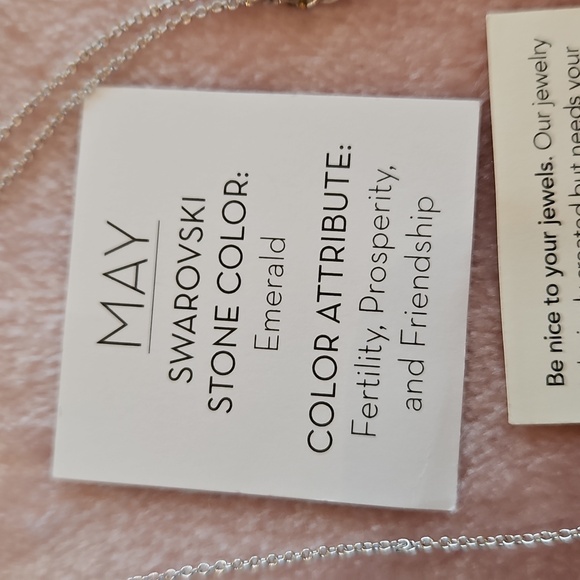 NEW-MAY (Emerald) BIRTHSTONE-TOUCHSTONE Crystal By Swarovski - Picture 4 of 8